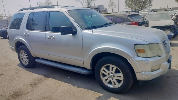 Ford Explorer 2010 Scrap - 2
