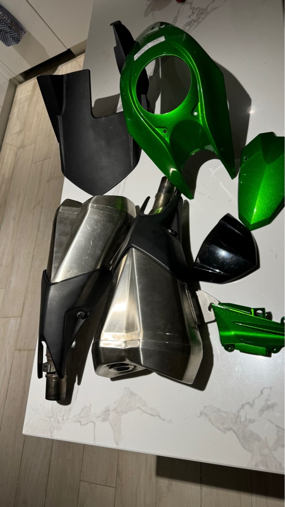 NEW KAWASSAKI Z1000 exhaust and.. - 3