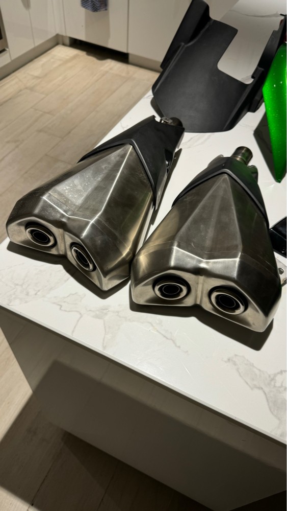 NEW KAWASSAKI Z1000 exhaust and.. - 4