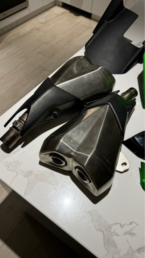 NEW KAWASSAKI Z1000 exhaust and.. - 5