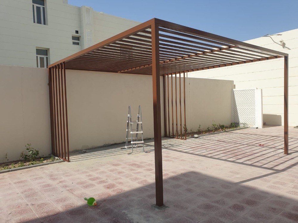 برجولات خشبيه وحديد وعشب صناعي - 3