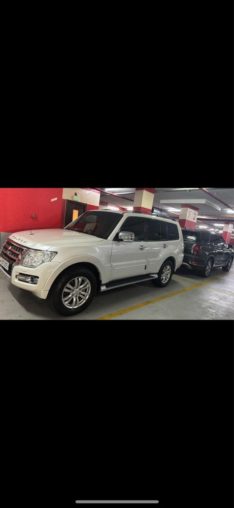 Mitsubishi pajero 2016 - 2