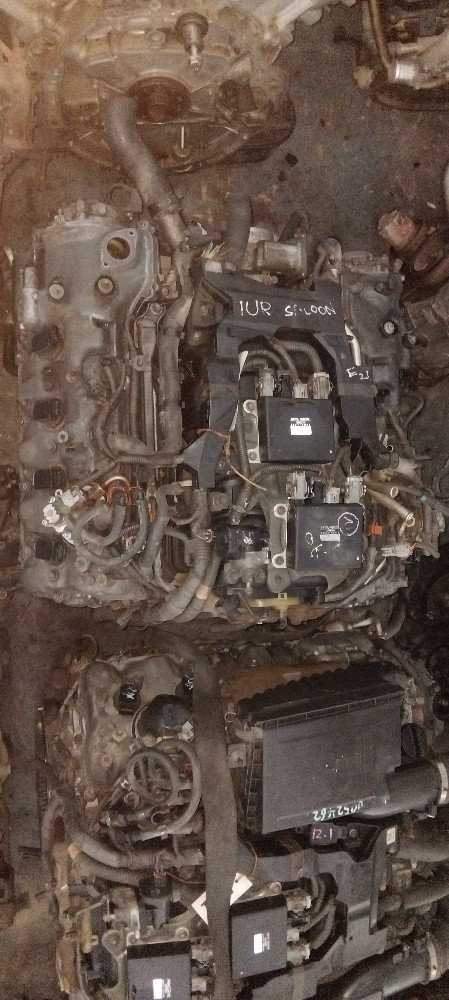 Toyota Land Cruiser 1UR engine - 3