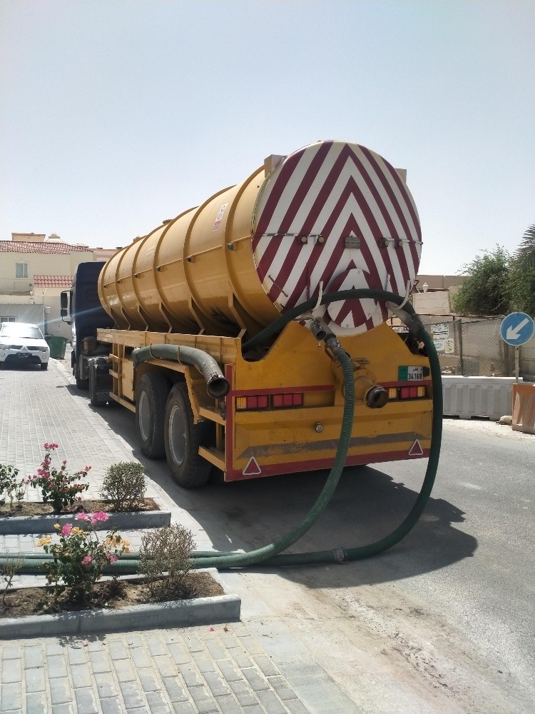 تسليك مجاري وتنظيف المناهل - 1