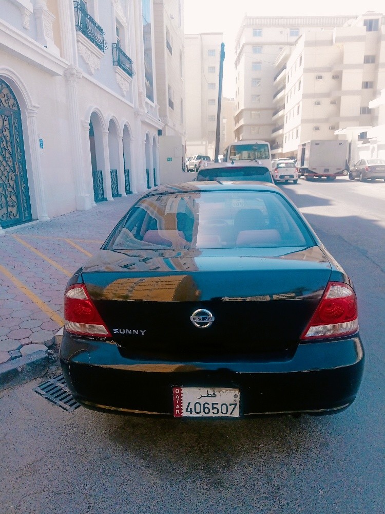 Nissan sunny - 1