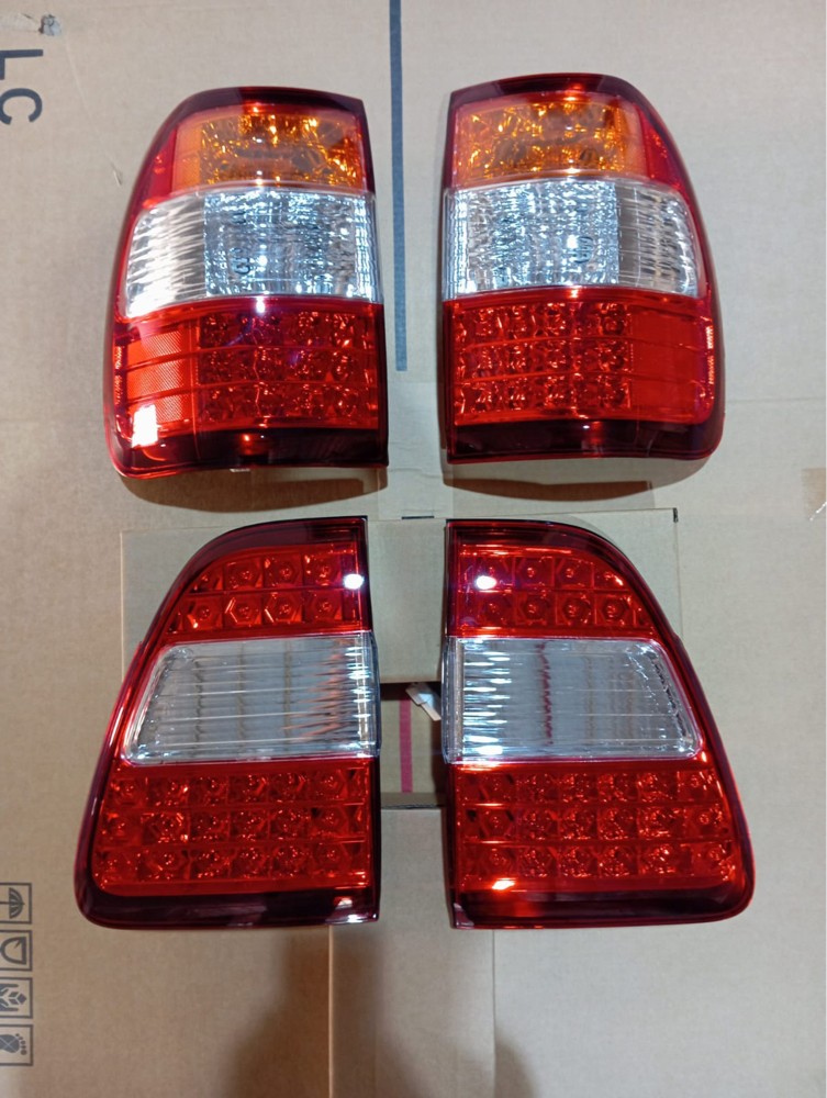 tail light land cruiser - 4
