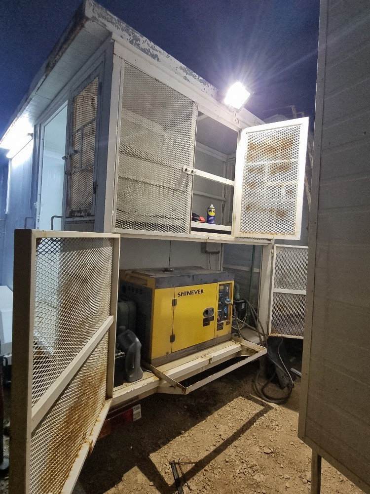 Fully equipped Cabin for sale - 10