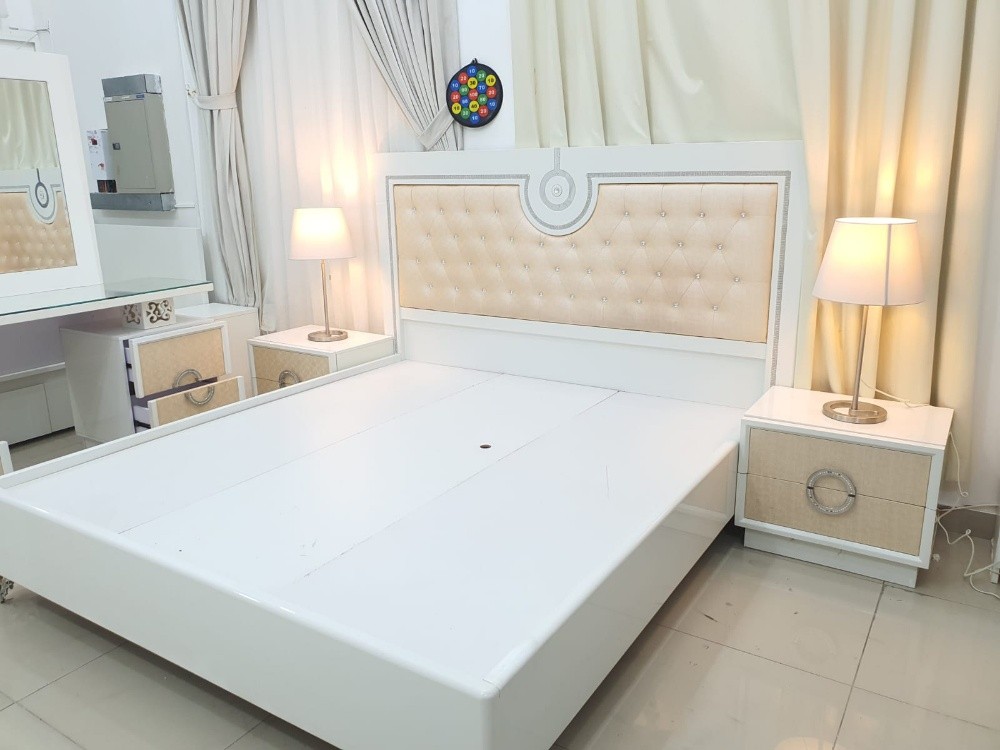 bed sheet for sell without mattre - 4