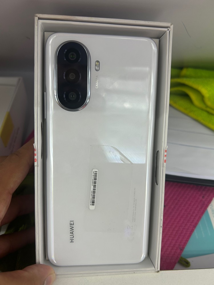nova y70 4 128 Gb - 1