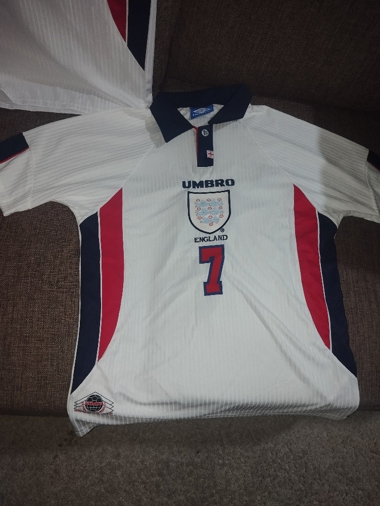 David Beckham world cup jersey - 9