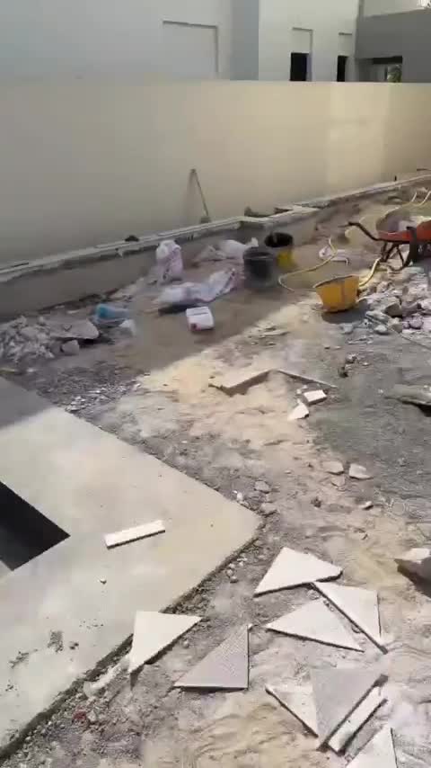 متخصص في زراعة وتنسيق الحدائق - 1