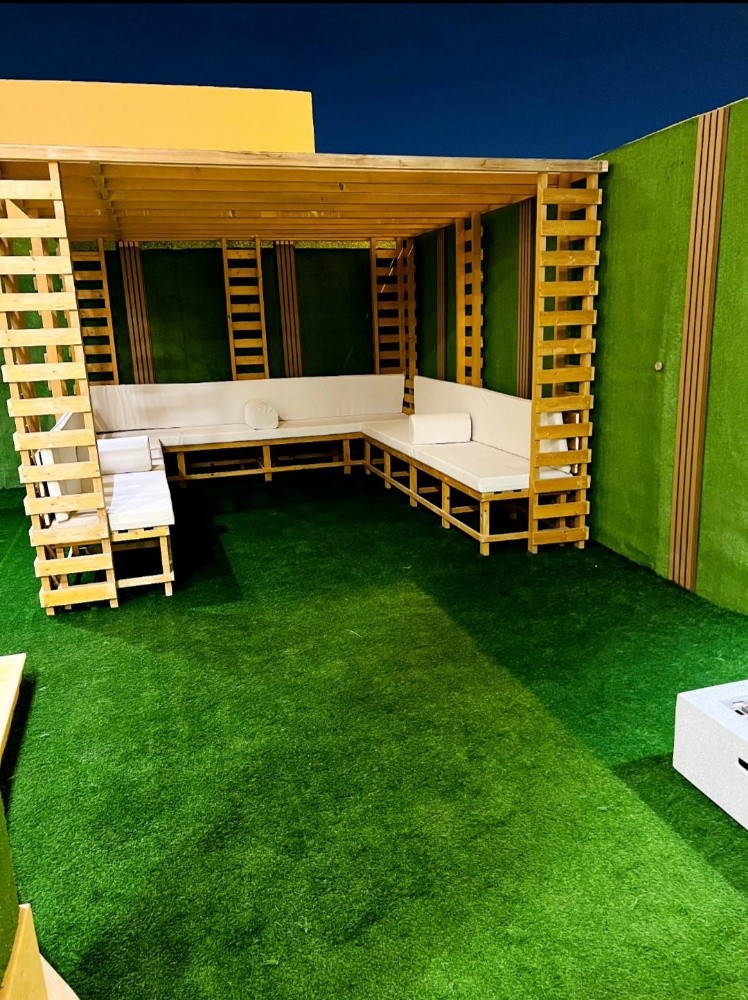 Garden, Pergola, & Home Decor - 1