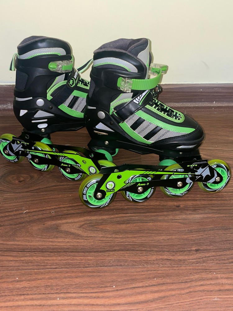 roller skaters with 2 and 4 wheel - 7