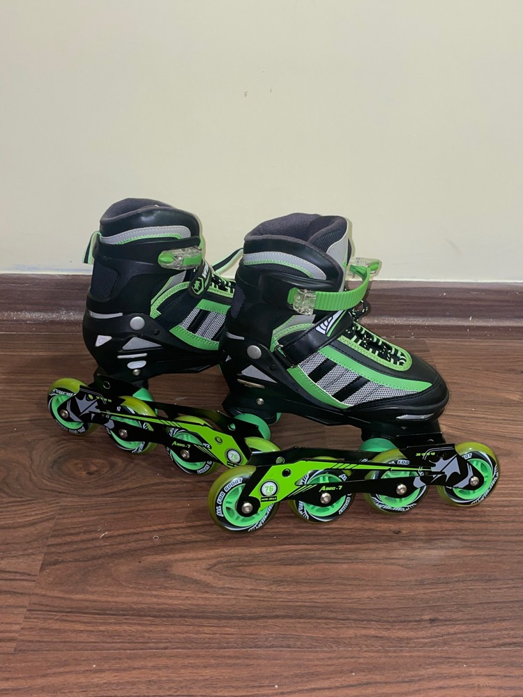 roller skaters with 2 and 4 wheel - 4