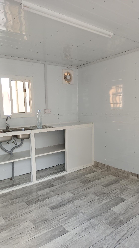 cabin toilet kitchen - 6