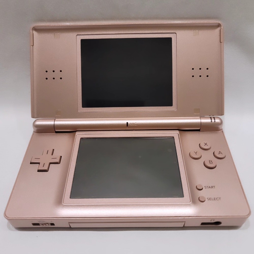 NINTENDO DSi XL Silver - 1