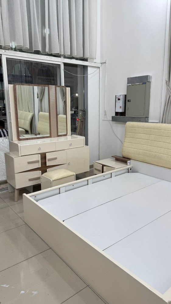 King size bed set for sale.I - 4