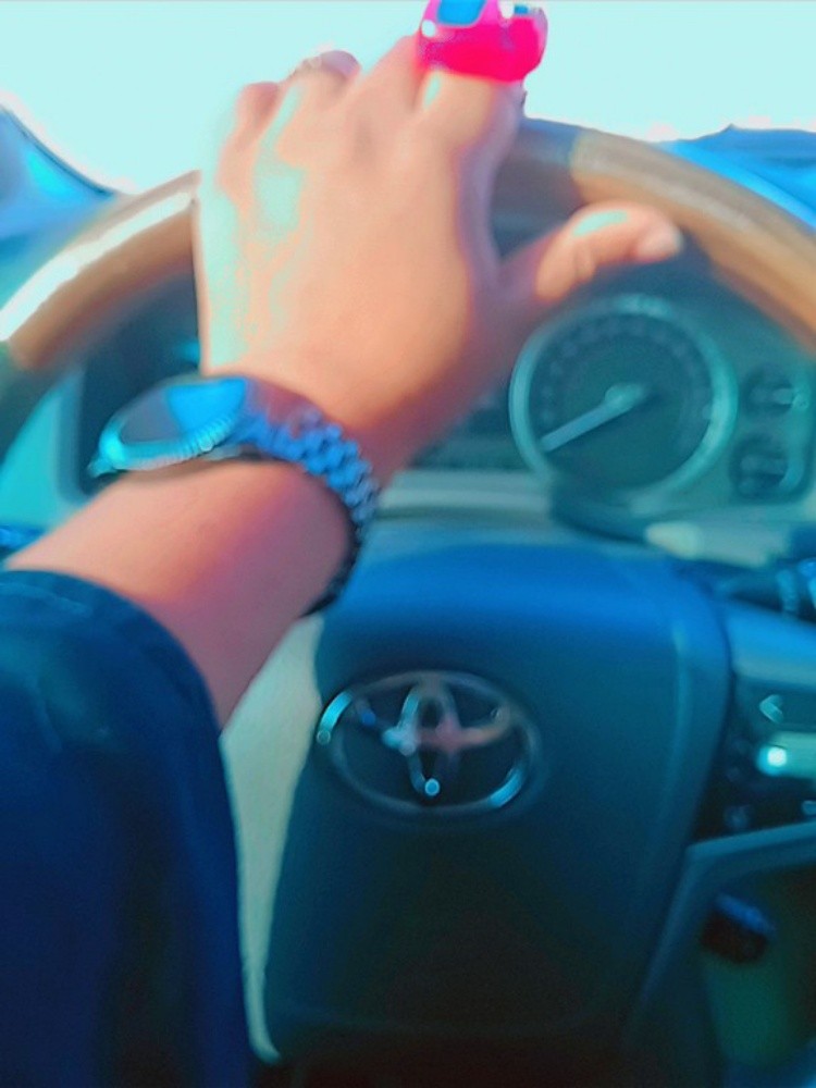 makiya kasem ledy driver - 1