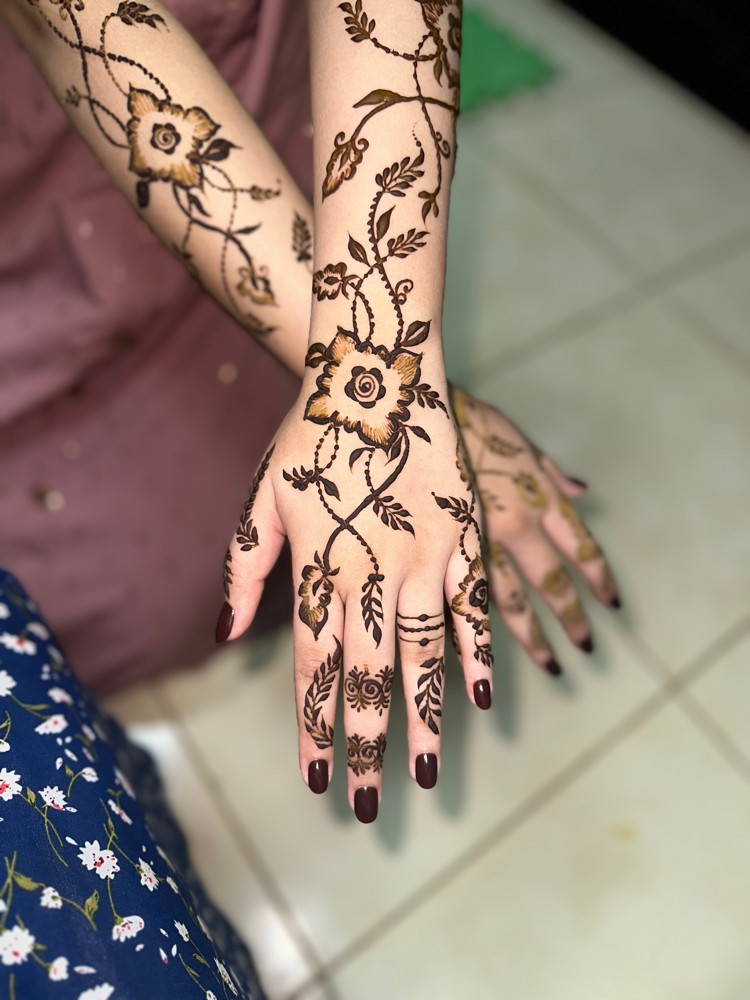 qatar henna artist  - 2