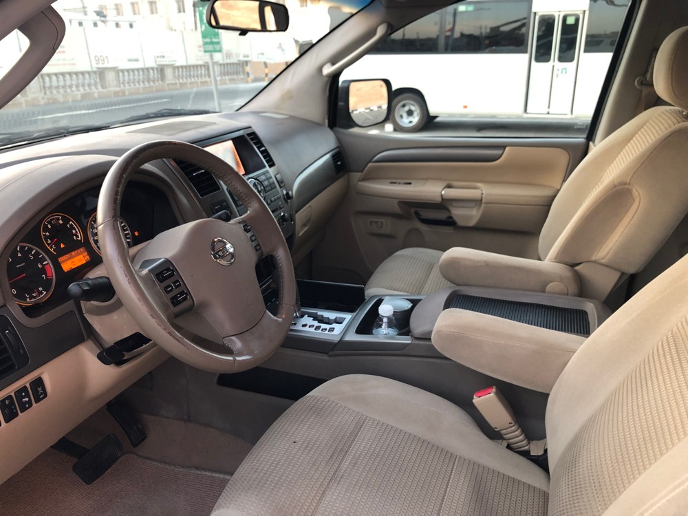Nissan Armada perfect condition - 3