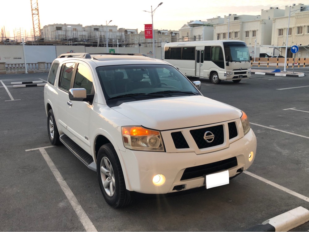 Nissan Armada perfect condition - 5