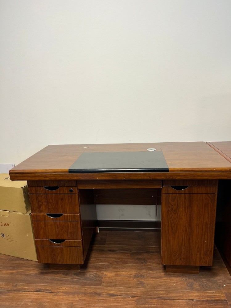 used furniture buying scaling - 9