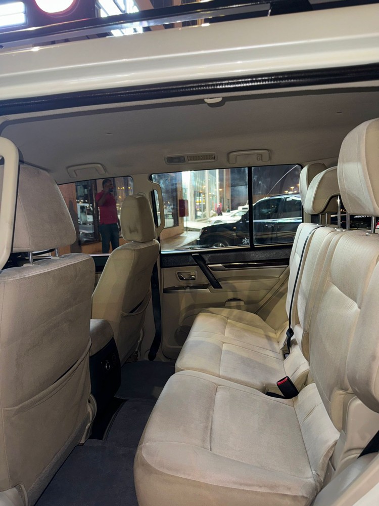 MITSUBISHI PAJERO 2019V6 - 5