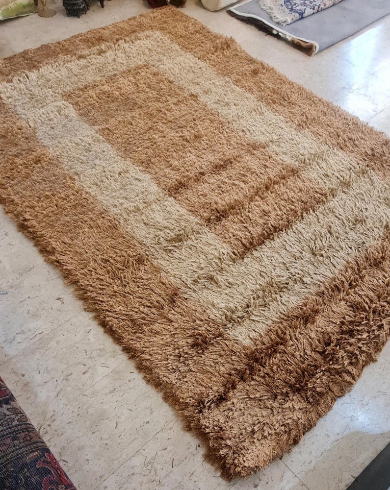 Rug size 2 in 3 m - 2