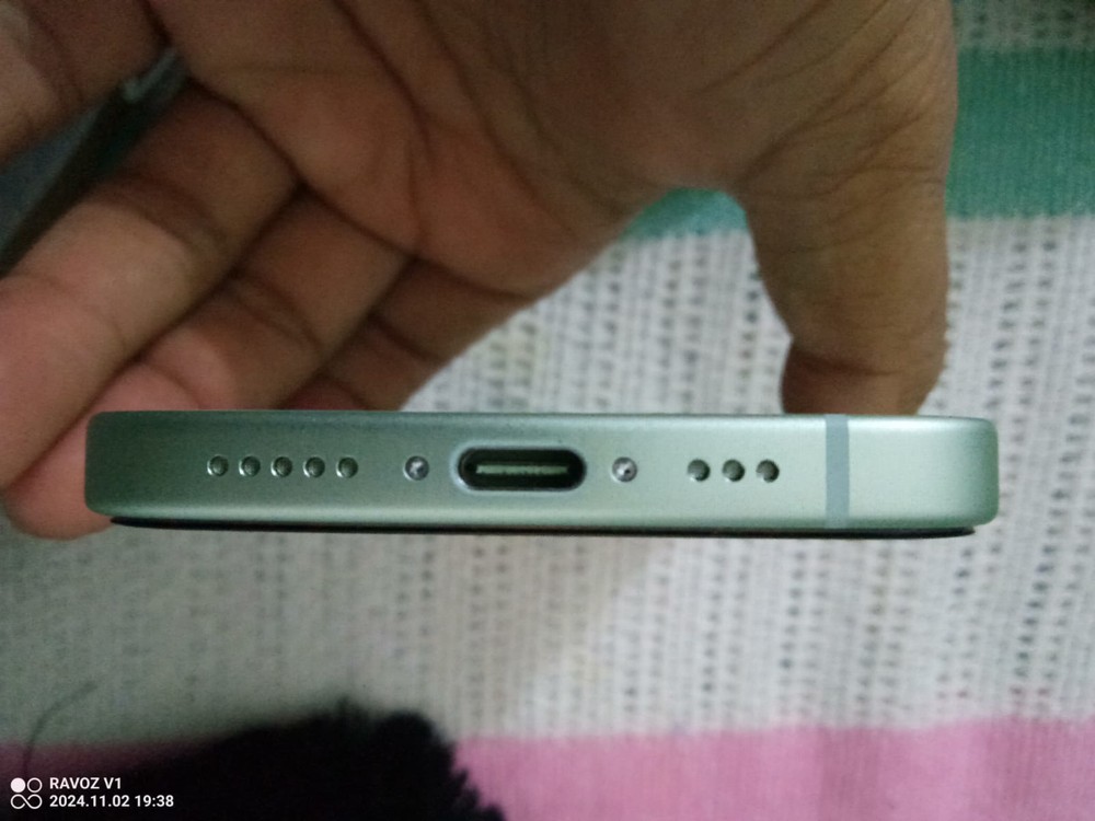 iPhone 15 Green- 2 months used - 8