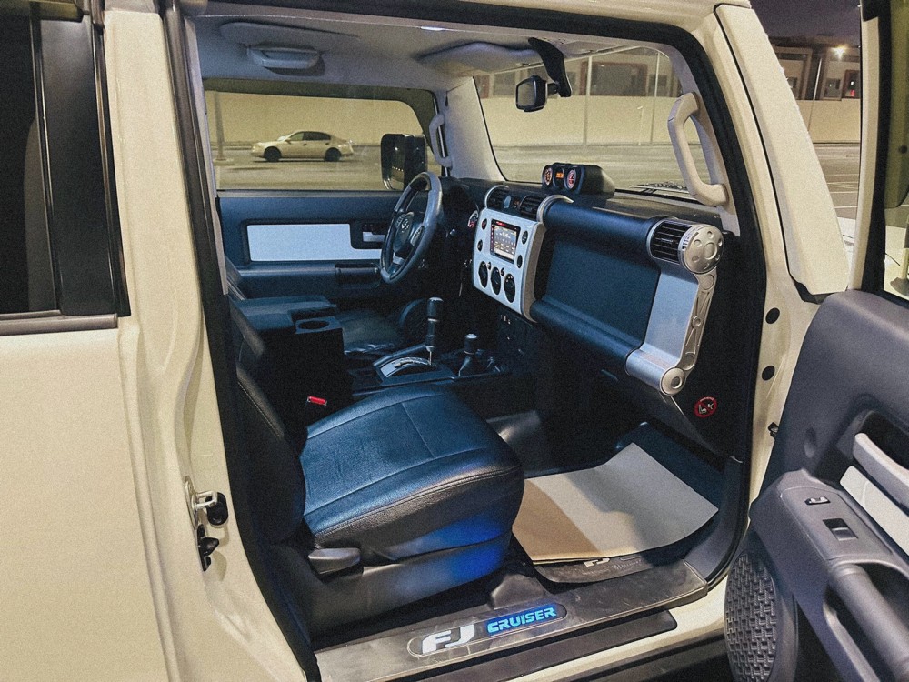 Toyota FJ Cruiser 2013 - 6