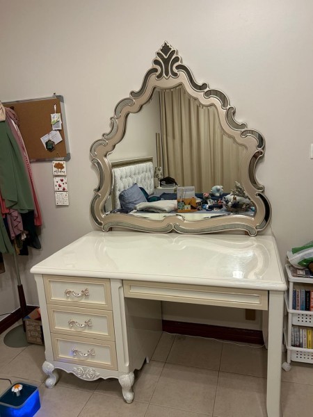 Elegant Double Bedroom Set - 1