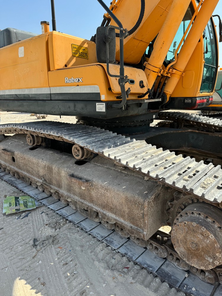 Hyundai excavator - 5