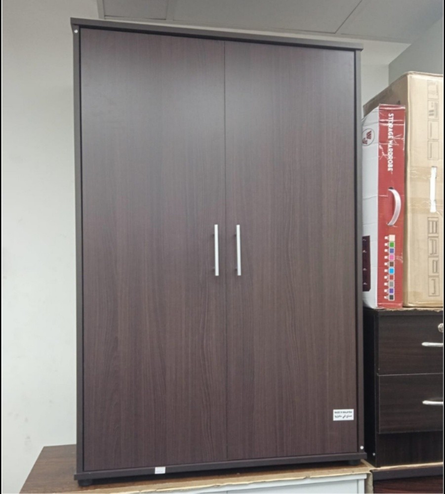 shoes rack available 33664956 - 4
