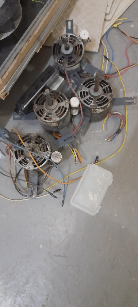 Qatar Scrap #77521423 - 4