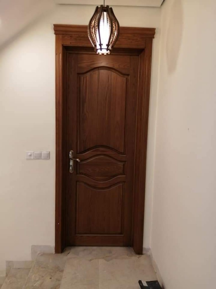 صباغ أبواب - 2