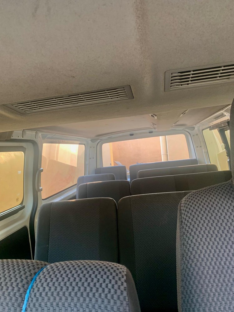 Nissan Urvan 2016 for rent - 8