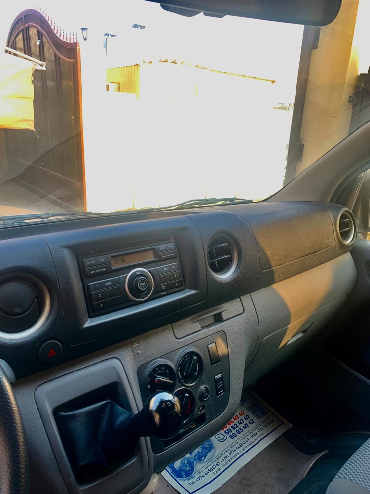 Nissan Urvan 2016 for rent - 5