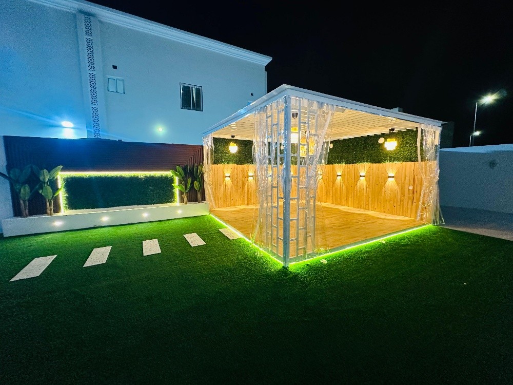 Outdoor Decor - 2