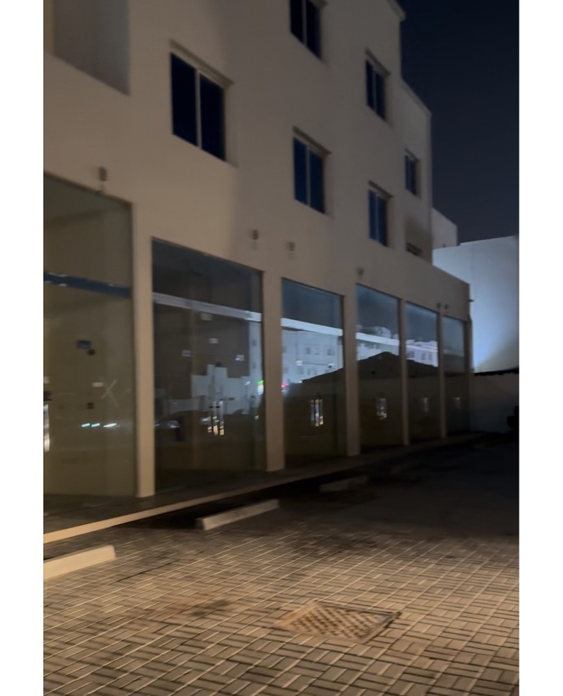 مطلوب من ملك محلات خدمات السيارات - 1