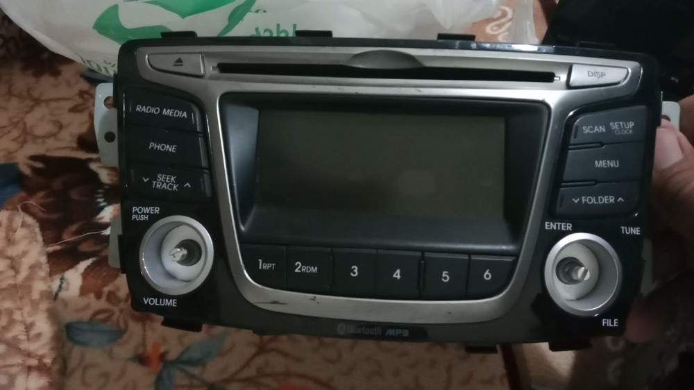 Toyota Nissan Mitsubishi radio - 1