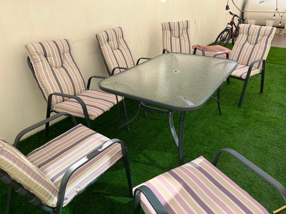 outdoor set one table + 6 chairs - 1