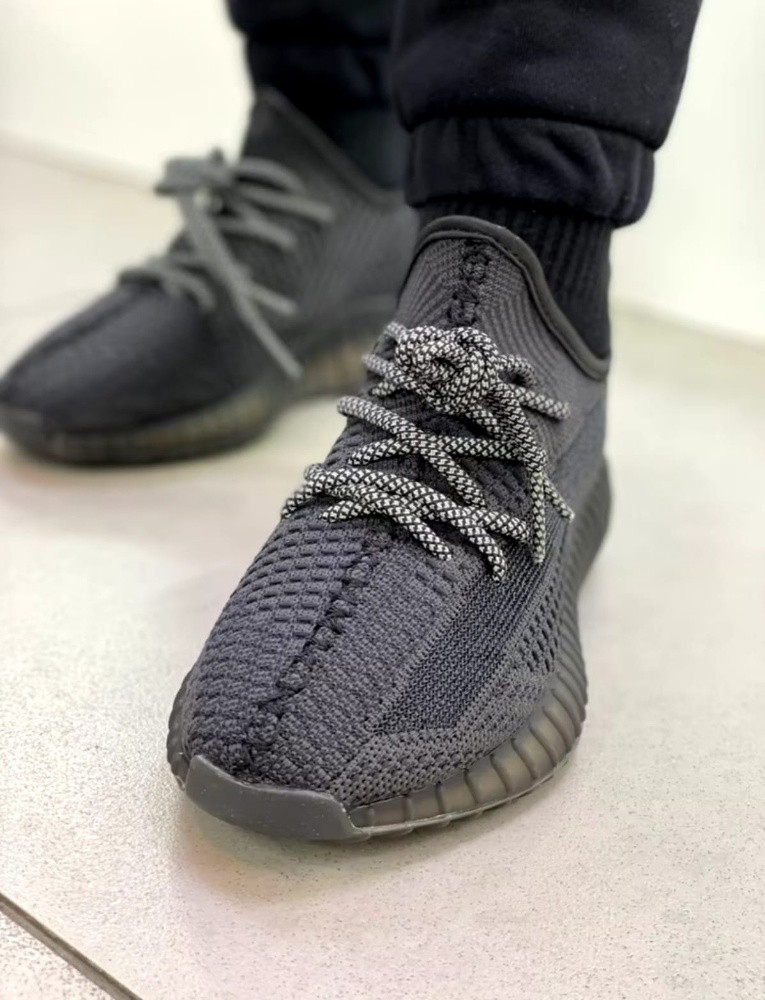 adidas yezzy orignal shose - 3