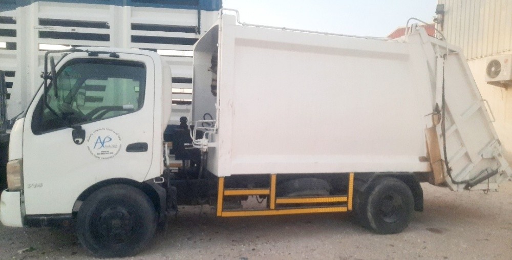 4 Hino300 7cbm compactor forsale - 4