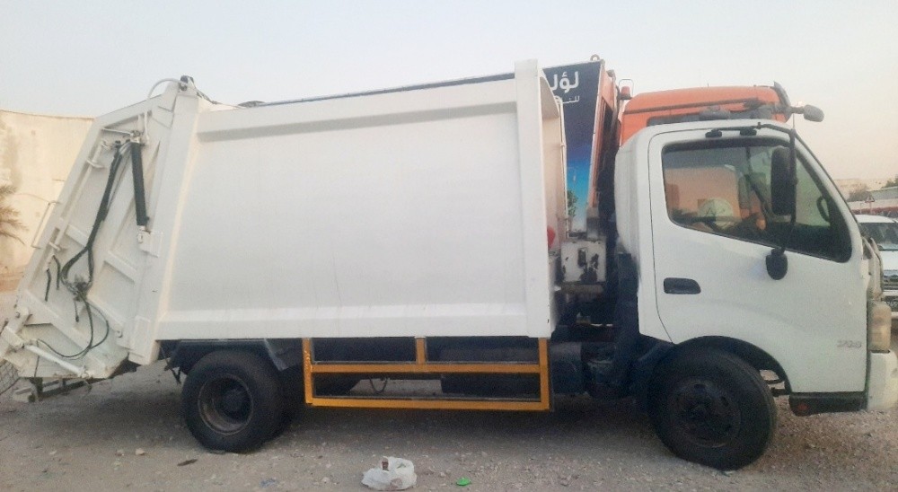 4 Hino300 7cbm compactor forsale - 3