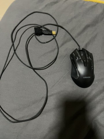 legion gaming mouse Lenovo  - 1