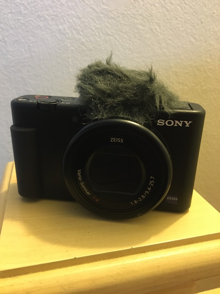 SONY ZV1 Digital camera - 4