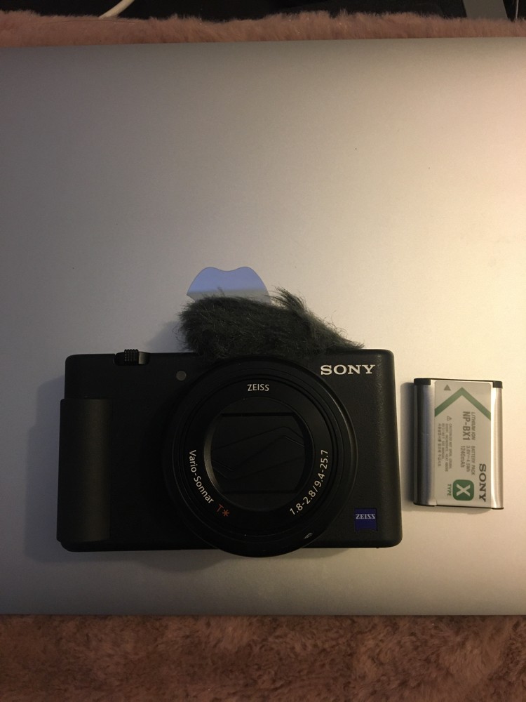 SONY ZV1 Digital camera - 8