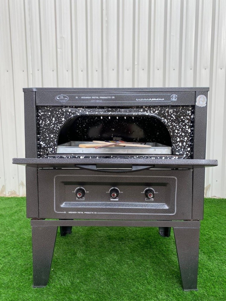 cooker and grill chicken - 1