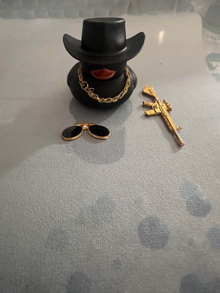 small toy duck - 5
