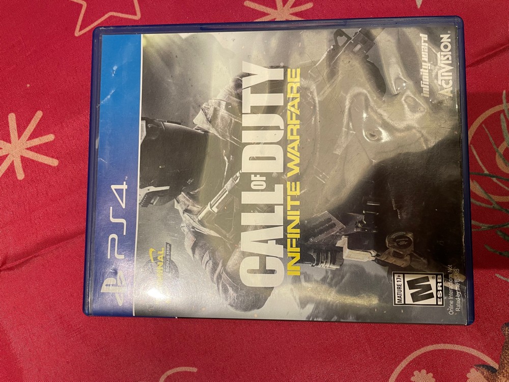 PlayStation 4 Slim - 5
